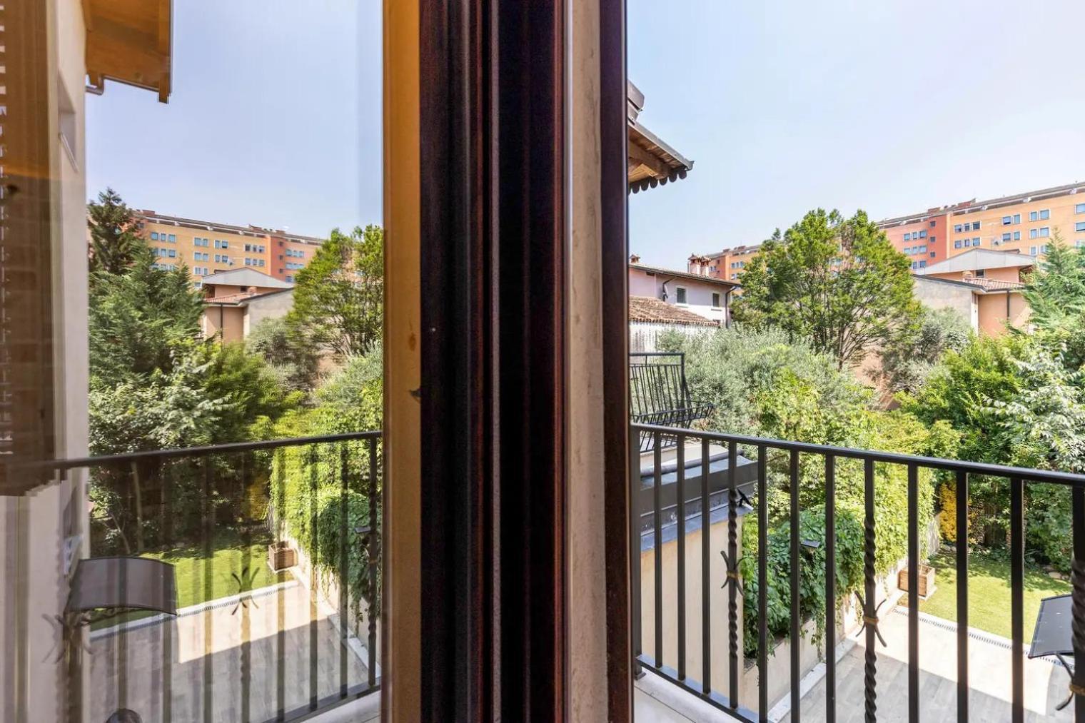 House Verona Zen Exterior photo